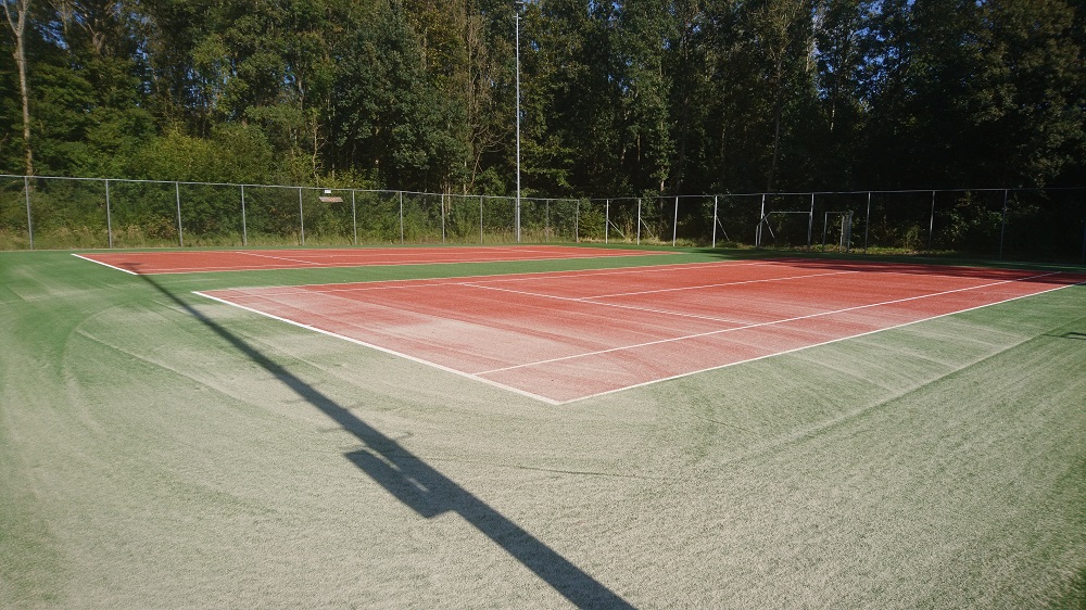 t.v. Tollebeek - 2 tennisbanen